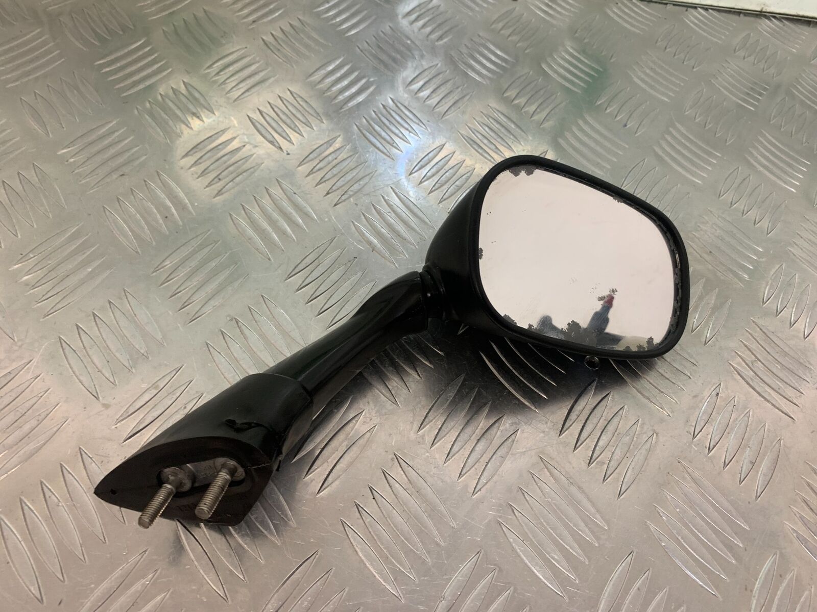 YAMAHA FJR1300 FJR 1300 RIGHT MIRROR  YEAR 2001-05 (STOCK 946)