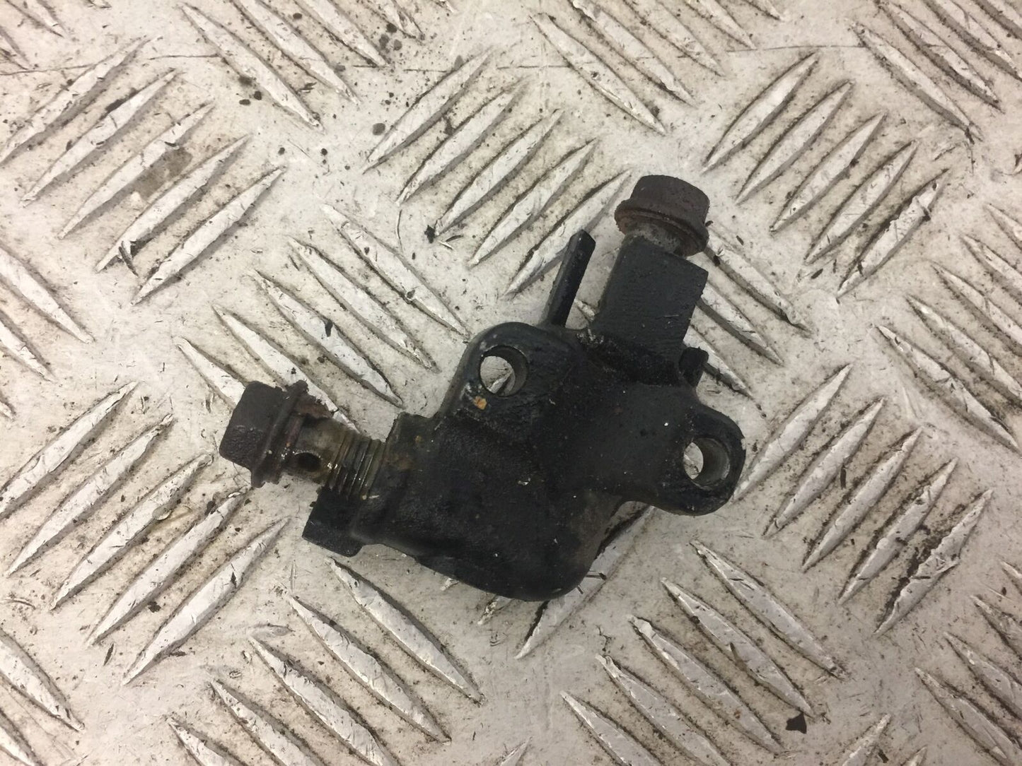 YAMAHA FJ1200 FJ 1200 BRAKE JOINER  YEAR 1988 (STOCK 653)