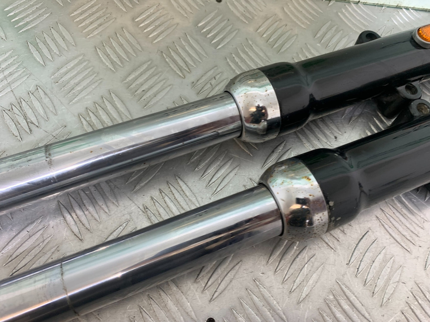 HARLEY DAVIDSON FXS BLACKLINE 1585 FORKS YEAR 2012 (CMB1147)