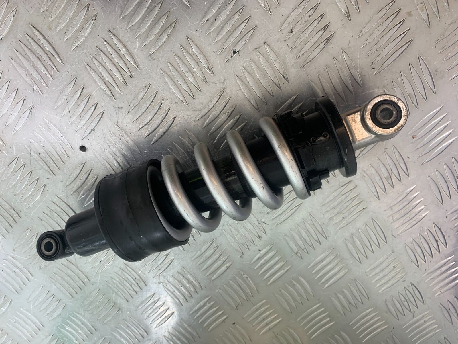 HONDA CB650 F CB 650 FA-H REAR SHOCK   YEAR 2017- 2019 (CMB1087)