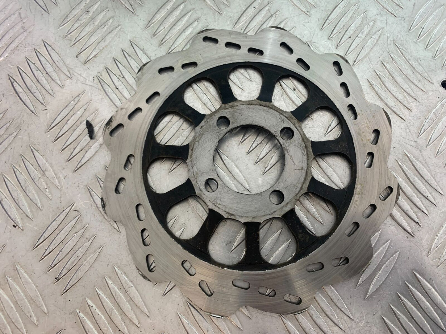 HERALD CLASSIC 125 FRONT BRAKE DISC YEAR 2014 (CMB1058)