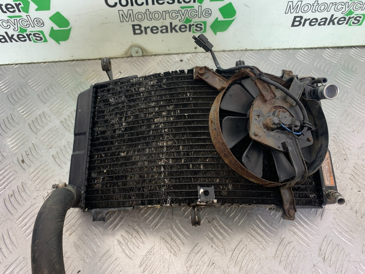 SUZUKI GSXR600 GSXR 600 SRAD RADIATOR AND FAN  YEAR 1997-2000 (CMB1276)