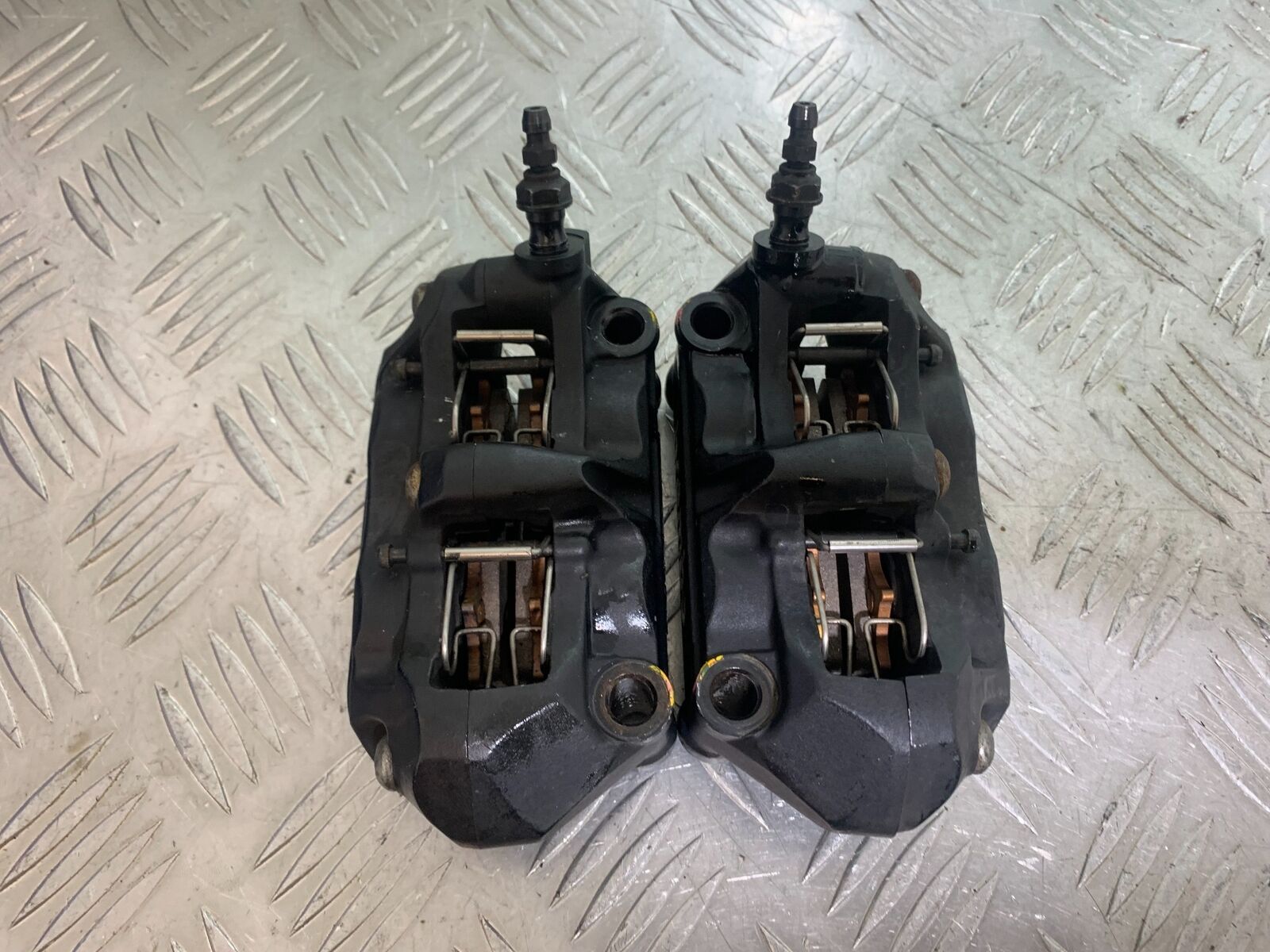 KTM 990 SUPERMOTO T FRONT BRAKE CALIPERS  YEAR 2010-2011  (CMB1127)