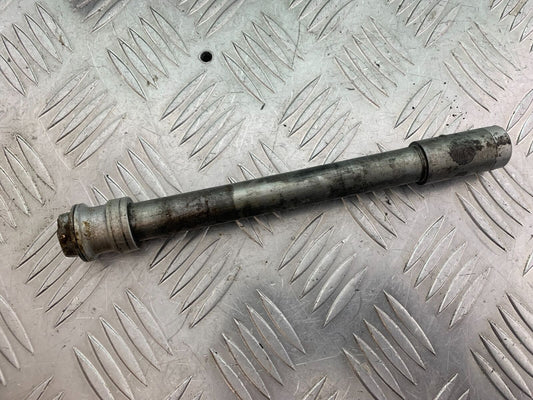 HONDA VFR400 VFR 400 NC21 FRONT WHEEL SPINDLE YEAR 1986-87 (CMB1043)
