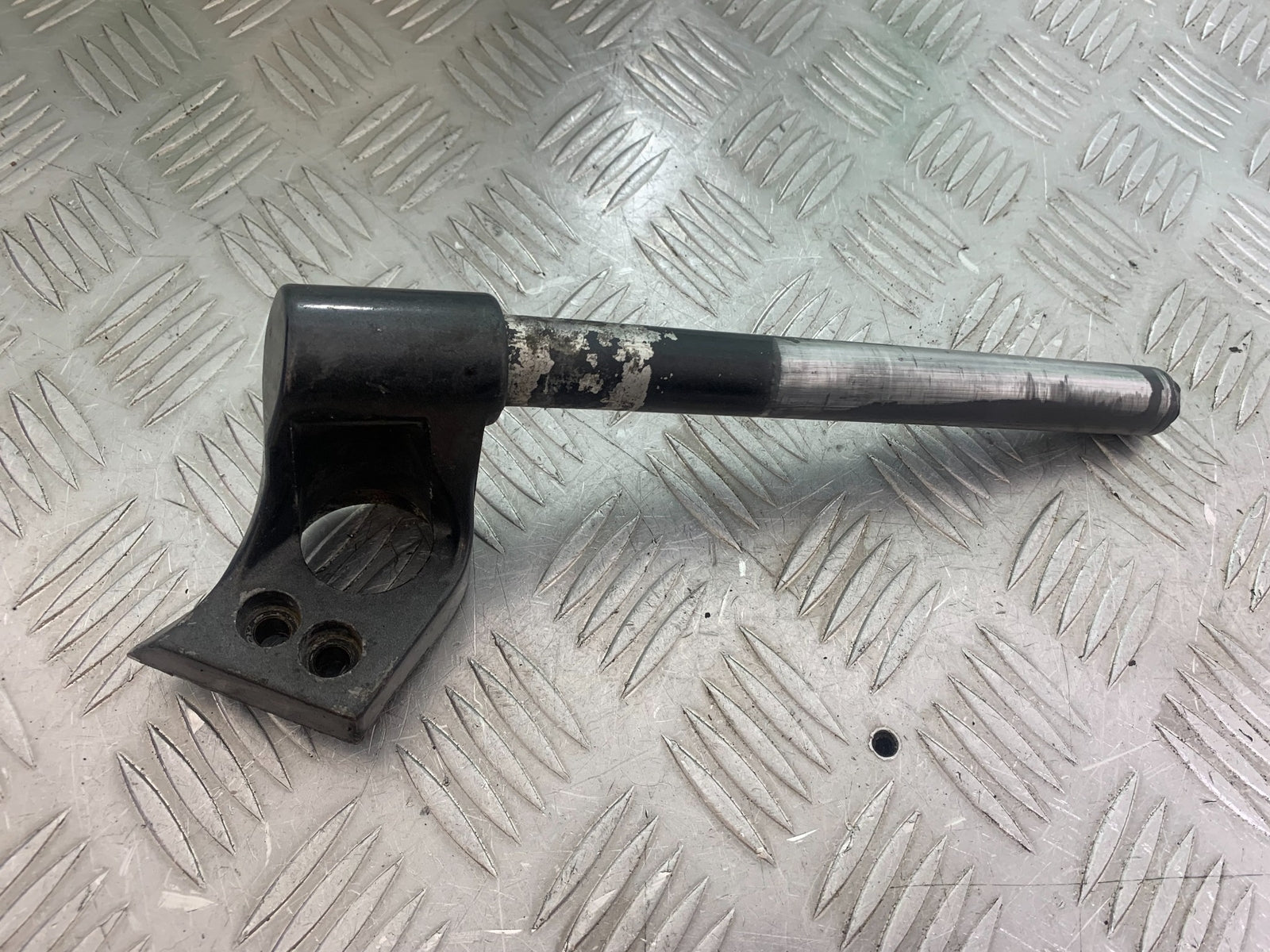 KAWASAKI ZZR1100 D RIGHT HANDLEBAR  YEAR 1993-2001 (CMB1164)