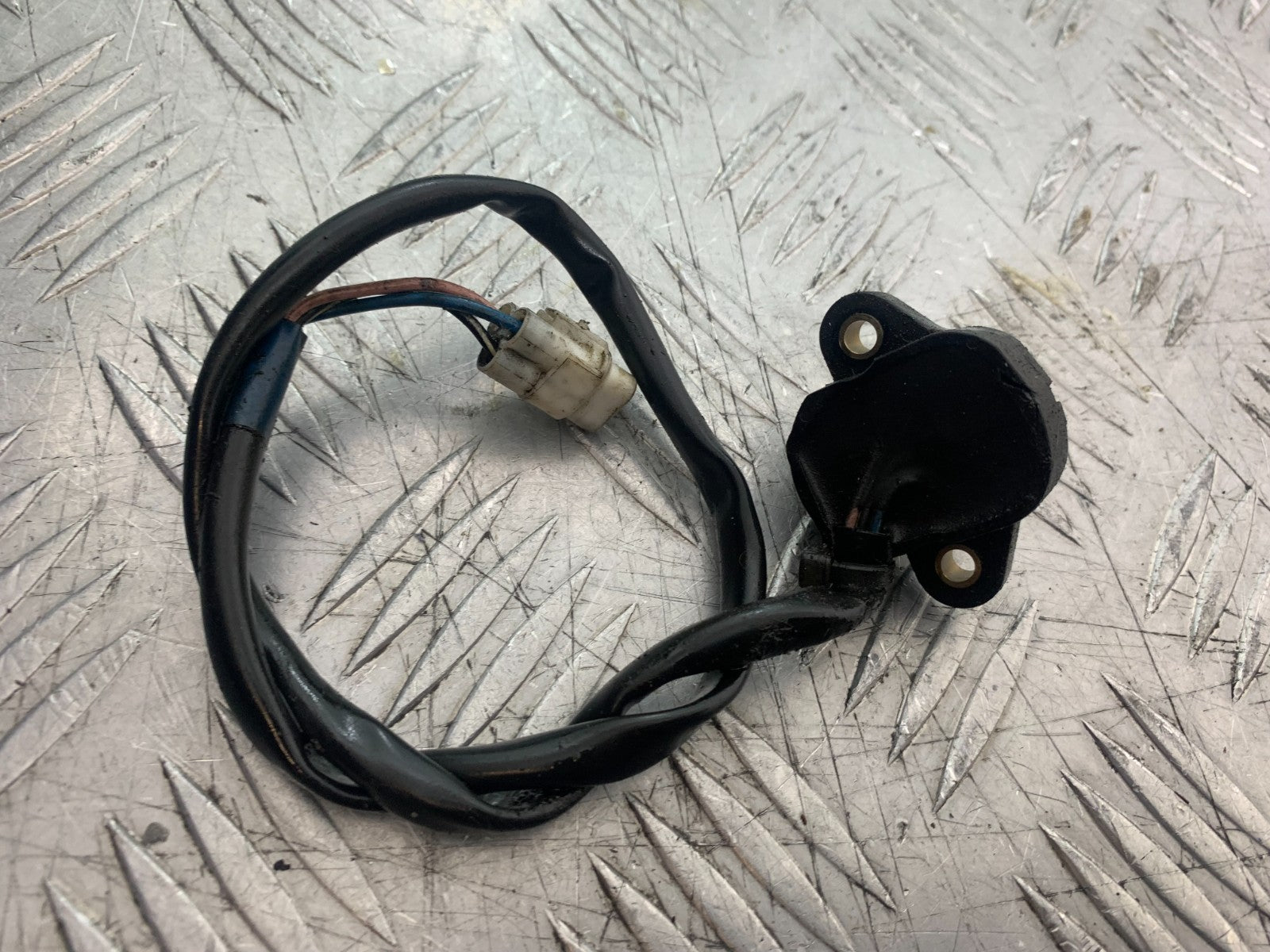 APRILIA TUONO 1000 V4R NEUTRAL SWITCH   YEAR 2011-13  (CMB1316)