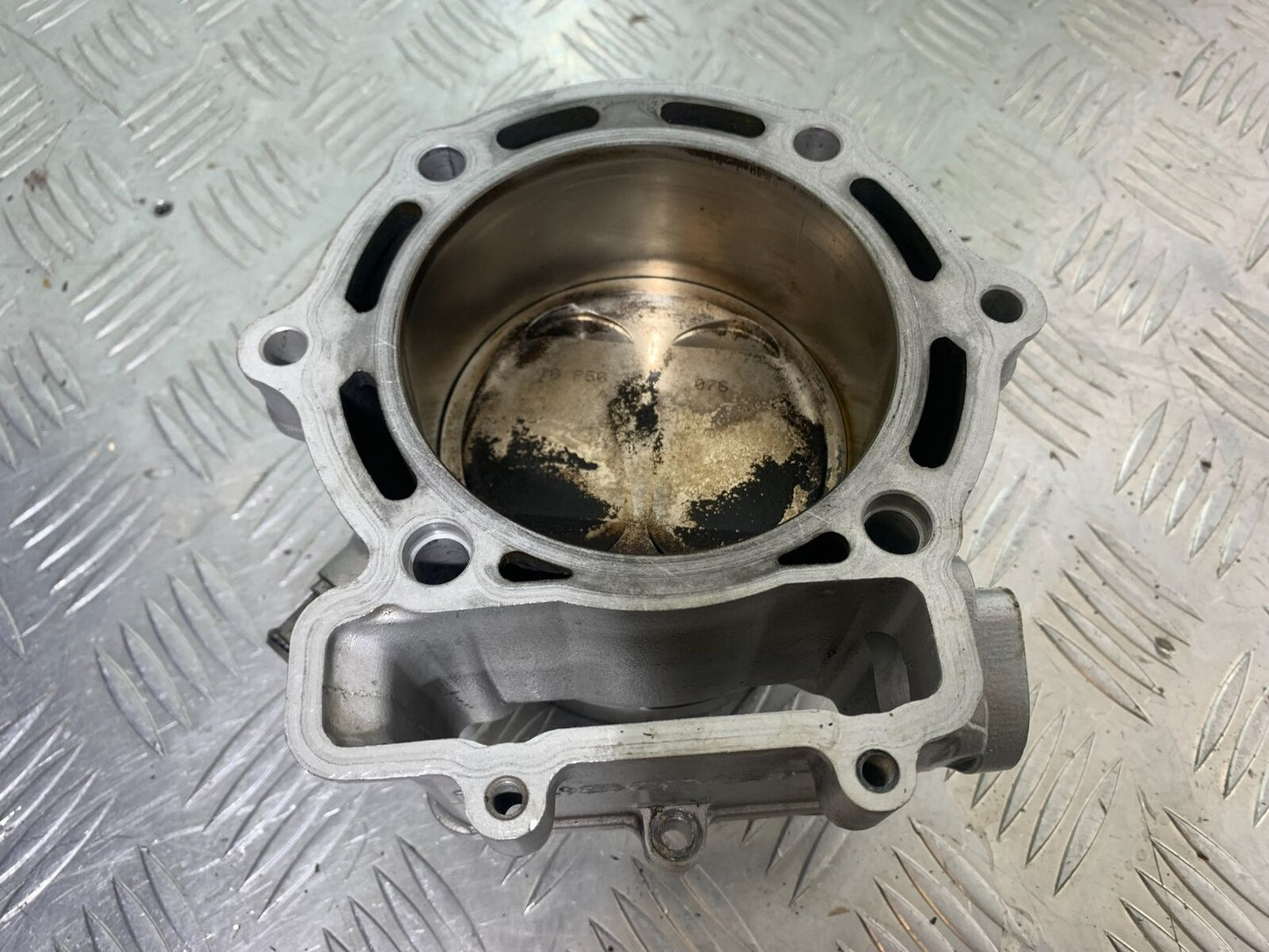 HUSQVARNA TE630 TE 630 BARREL AND PISTON  YEAR 2010-11 (CMB1120)