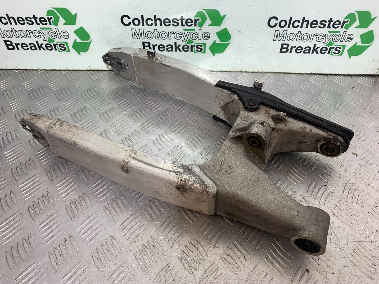 HONDA CBR600 CBR 600 FX FY SWINGARM  YEAR 1999-2000 (CMB1287)