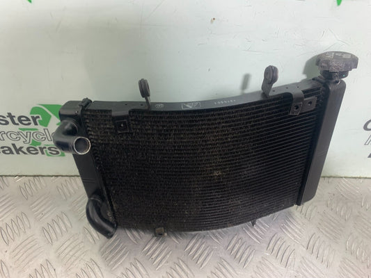 TRIUMPH 675 STREET TRIPLE RX RADIATOR   2015- 2017 (CMB1299)