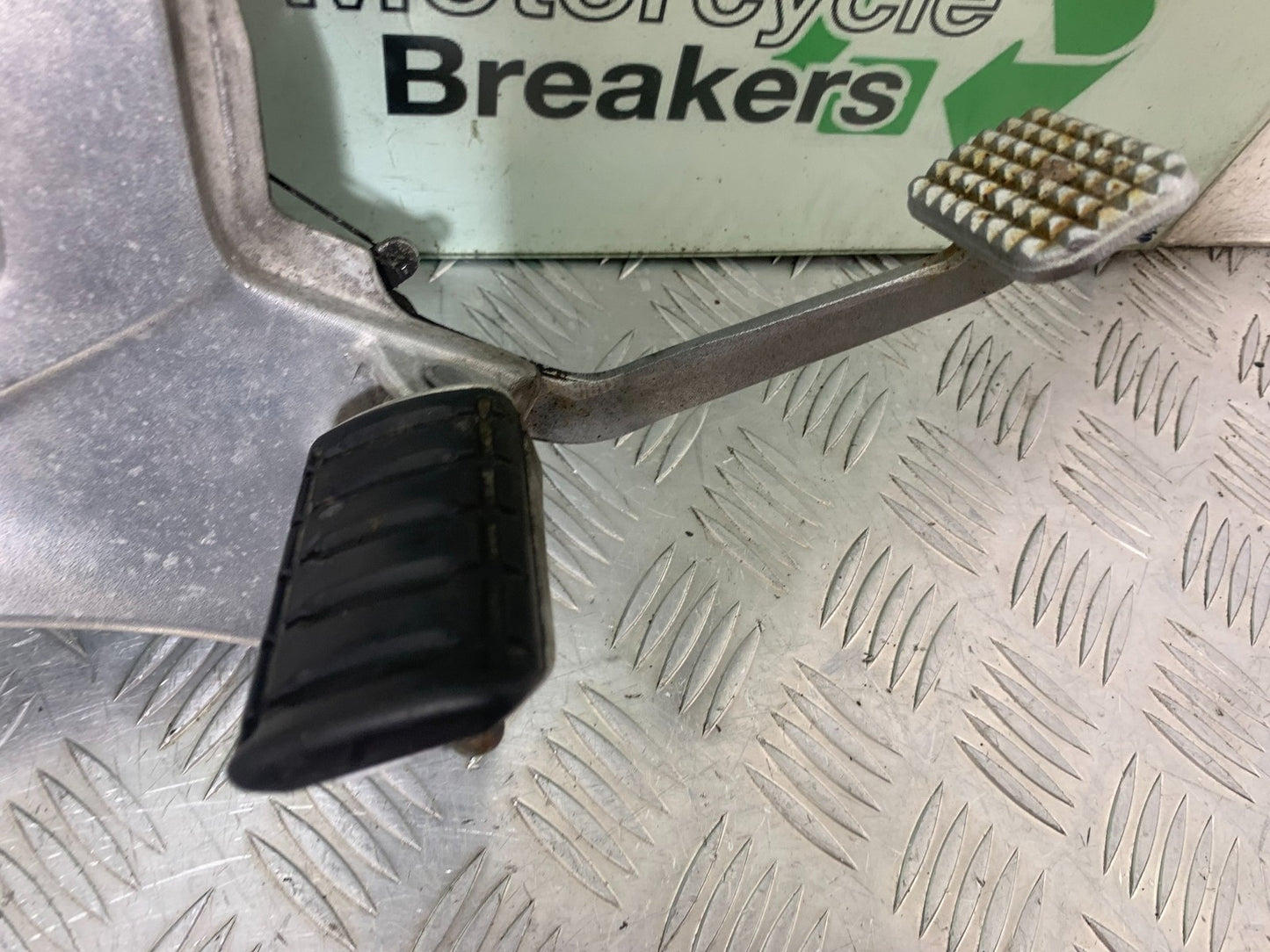 HONDA ST1100 PAN EUROPEAN RIGHT HANGER  YEAR 1993-2001 (CMB1195)