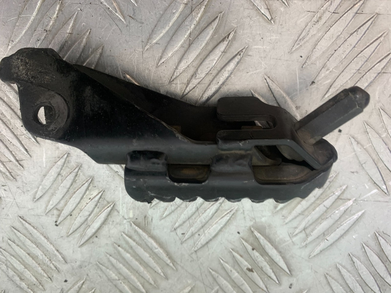 TRIUMPH TIGER 800 XRT FRONT LEFT FOOTPEG  2018-2020 (CMB1193)