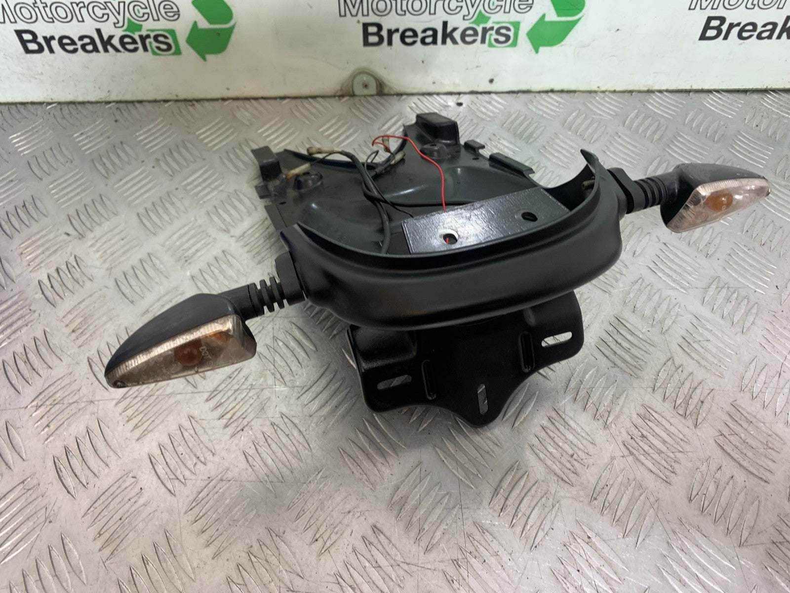 TRIUMPH SPEED TRIPLE R 1050 TAIL TIDY AND NDICATORS   2009 (CMB1183)