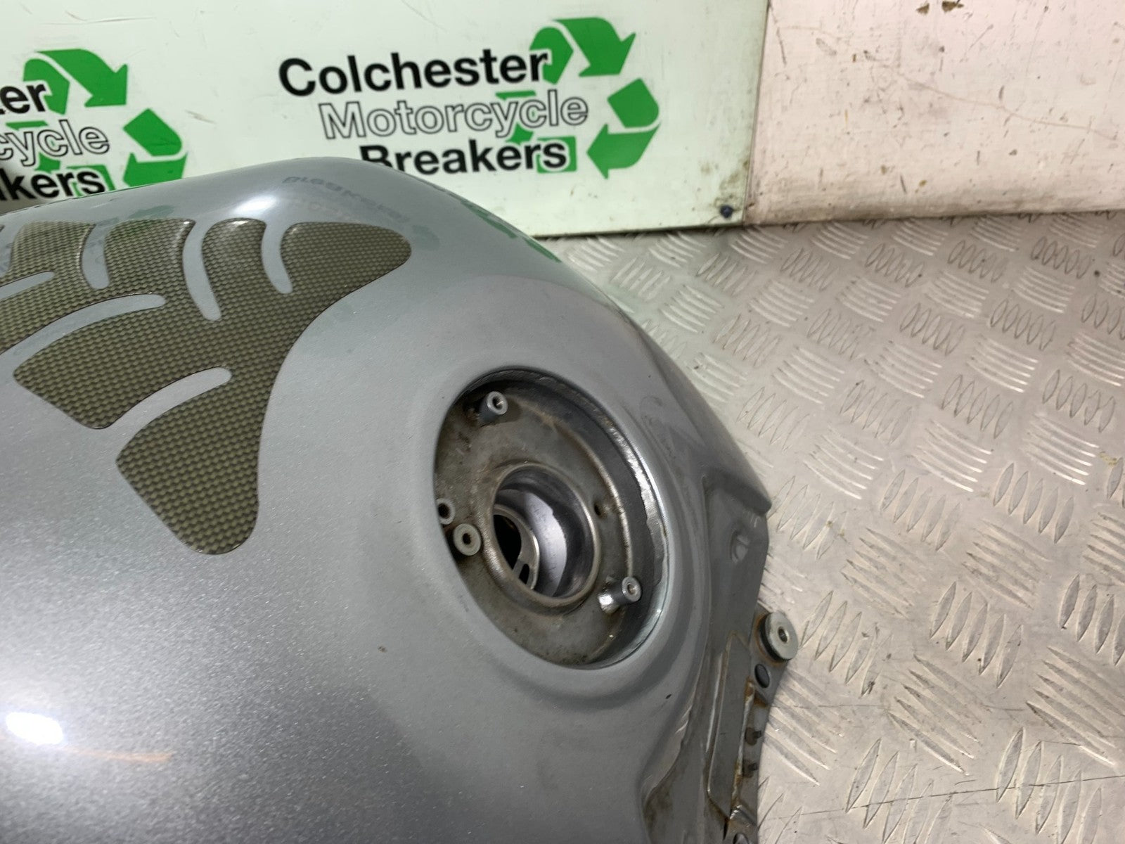 KAWASAKI GTR1400 GTR 1400 PETROL TANK  YEAR 2007-2009 (CMB1306)