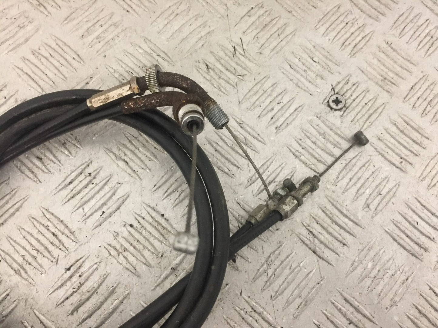 HONDA VT600 VT 600 SHADOW THROTTLE CABLES  YEAR 1992-1997 (STOCK 833)