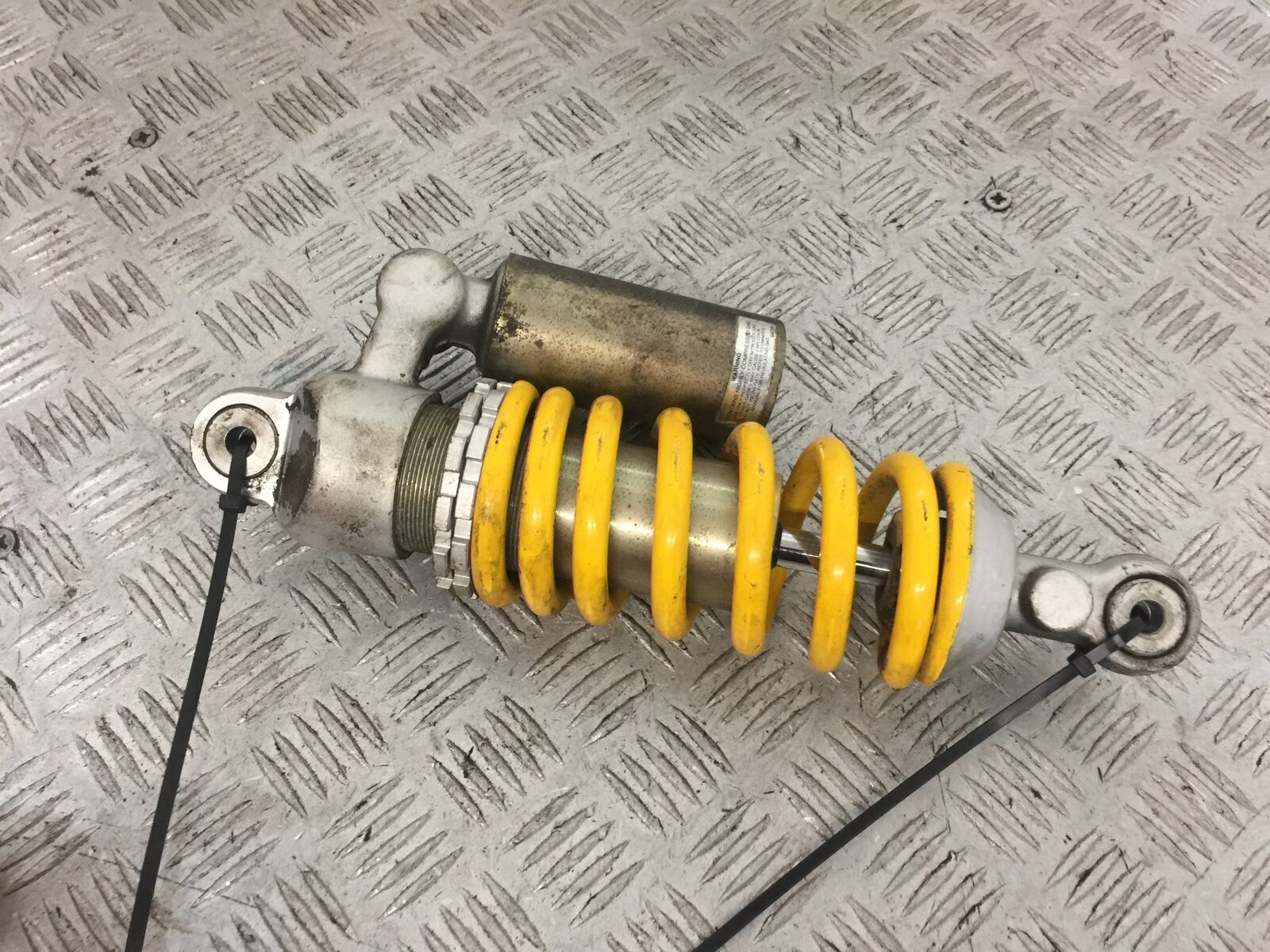 DUCATI MONSTER S4 916 REAR SHOCK  YEAR 2001 STOCK (755)