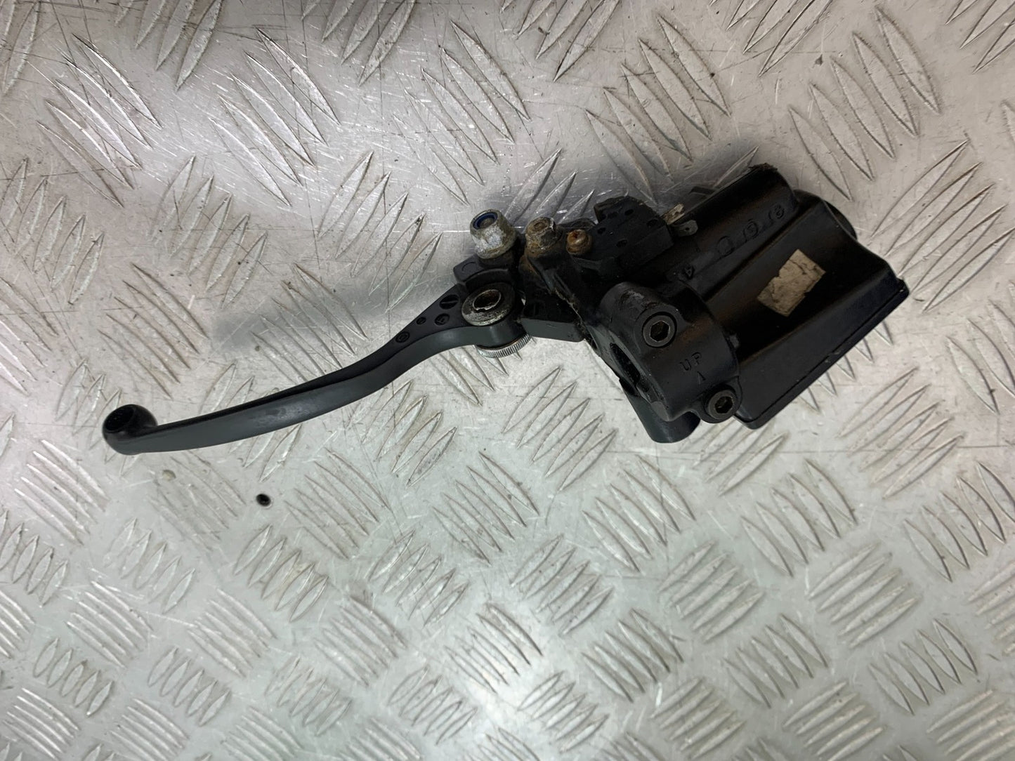 KAWASAKI ZZR1100 D FRONT BRAKE MASTER CYLINDER  YEAR 1993-2001 (CMB1189)