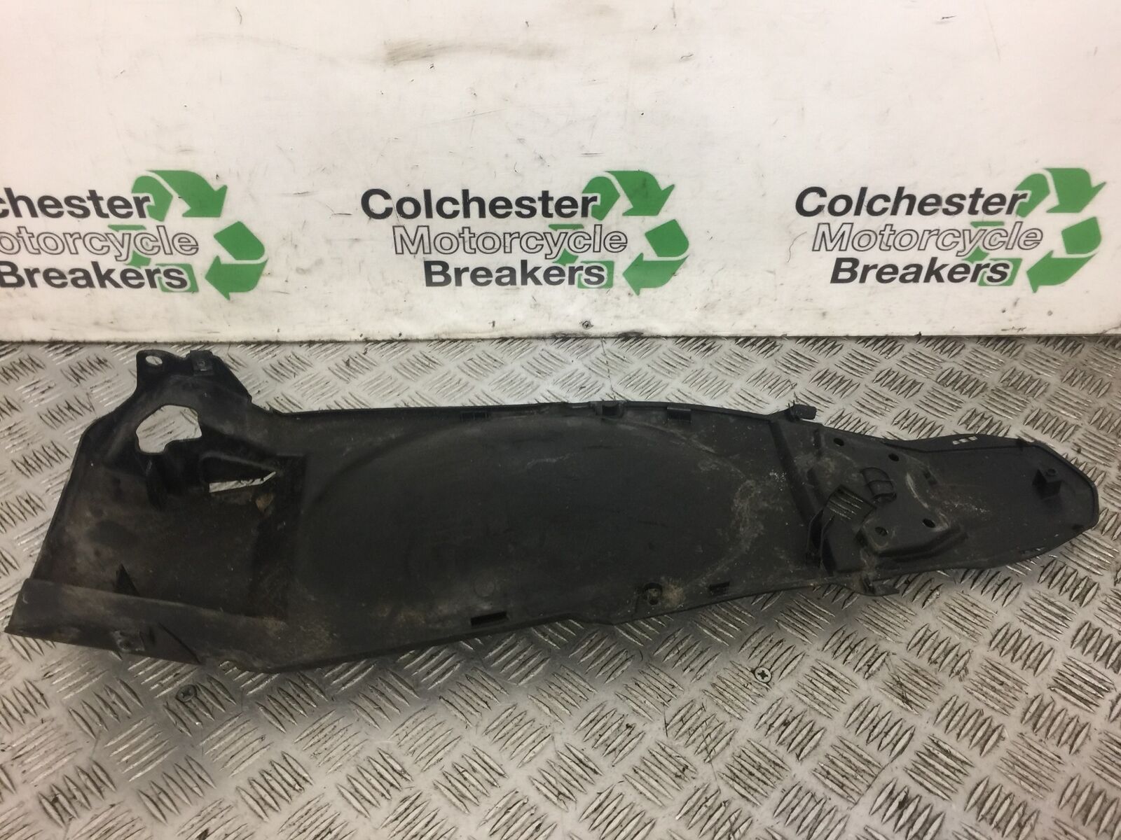 HONDA NC700 NC 700 UNDERTRAY  YEAR 2011 STOCK 513