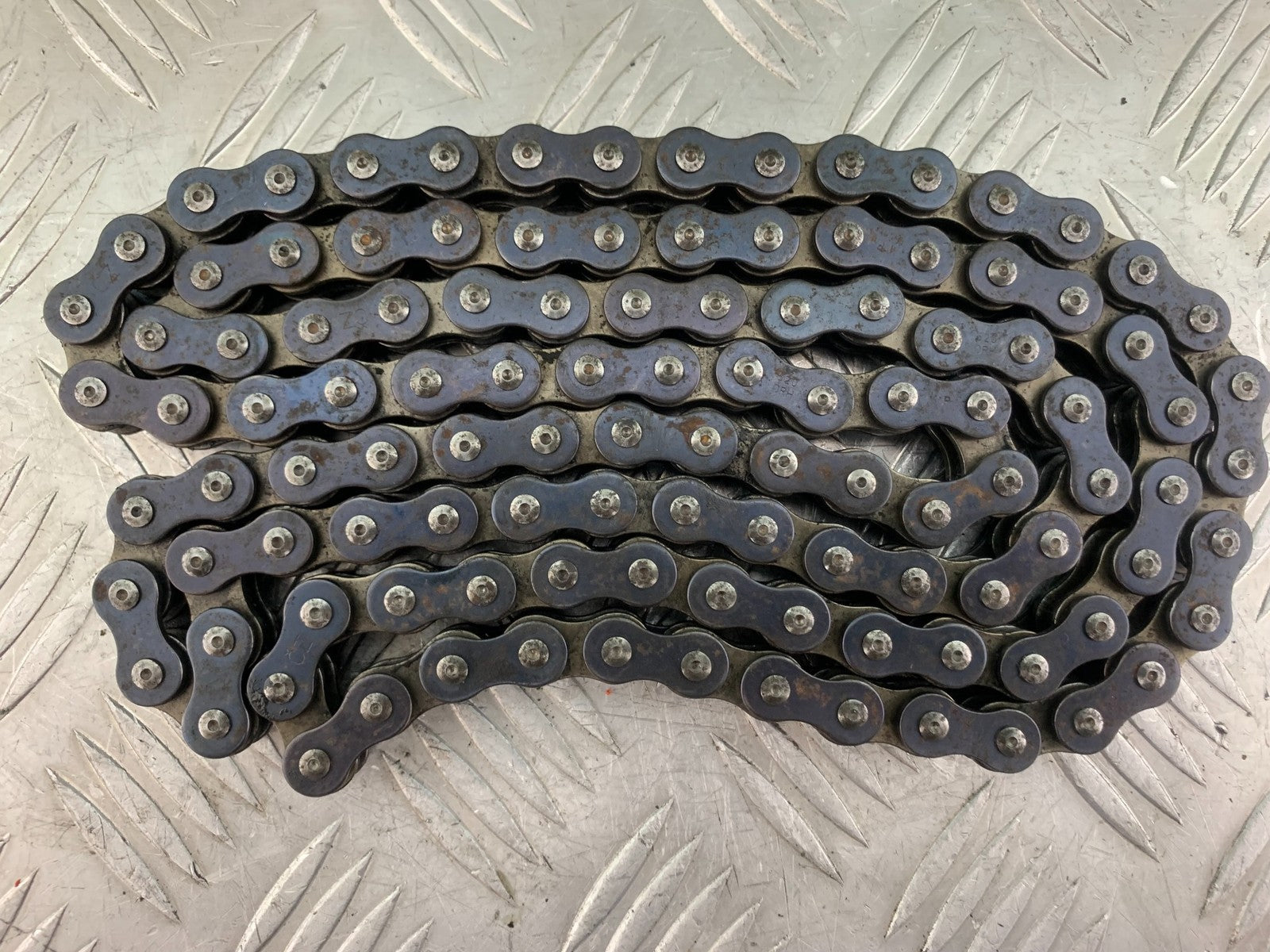 KTM 690 DUKE R LC4 CHAIN YEAR 2012-2015  (CMB1180)
