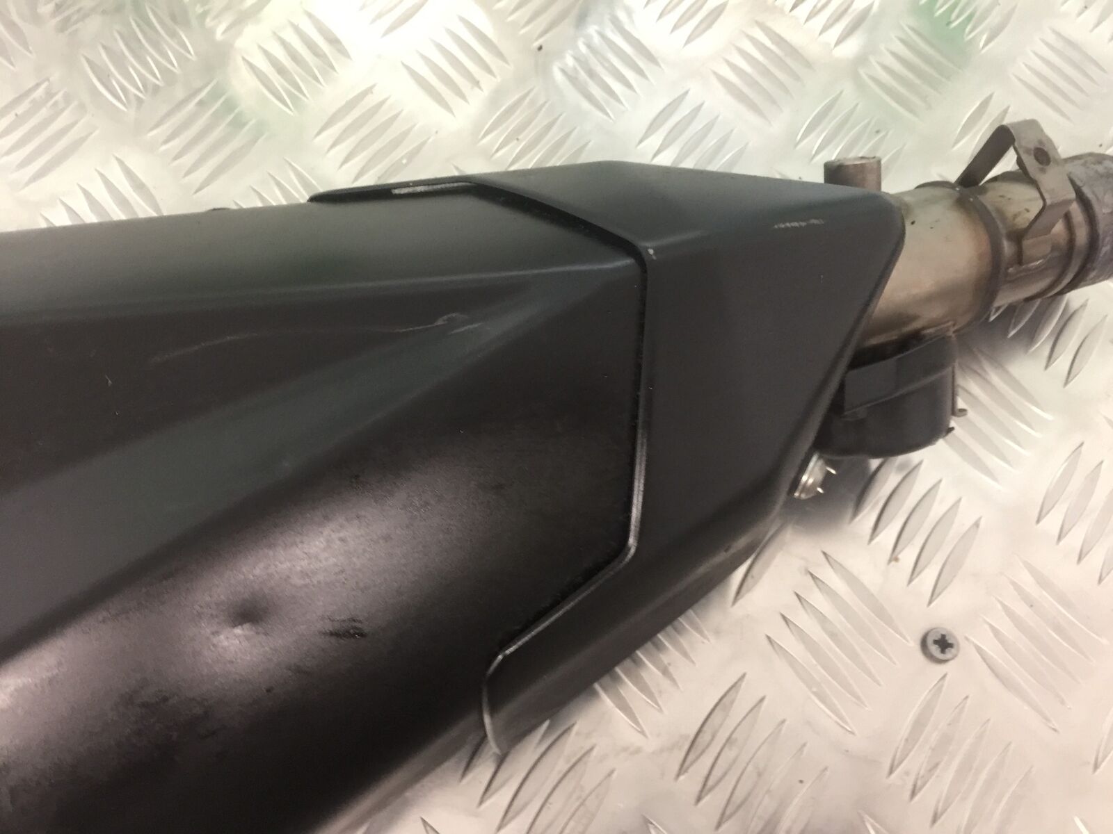 KAWASAKI Z1000 SX RIGHT SILENCER   YEAR 2011-13 (STOCK 911)