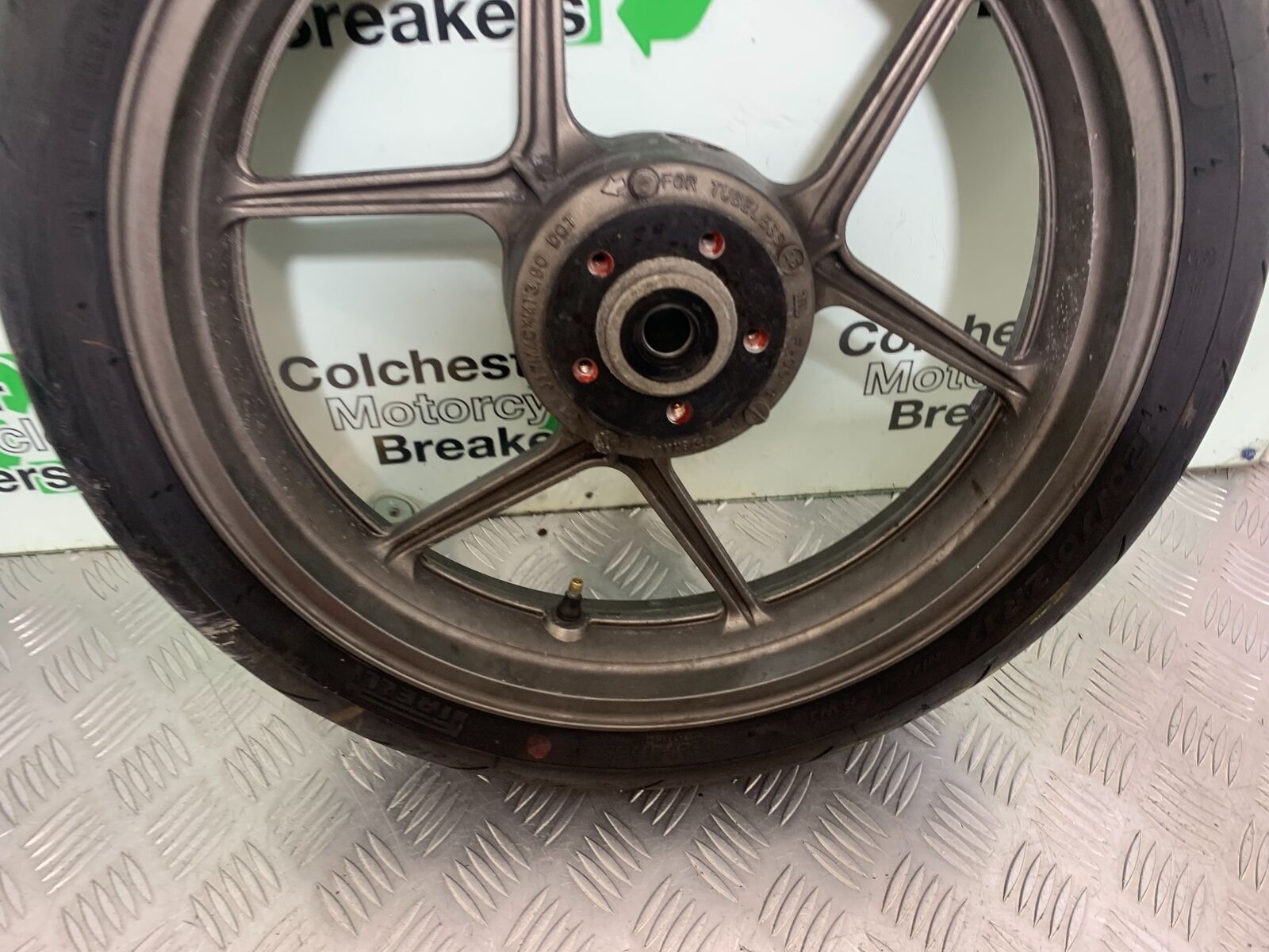 KAWASAKI Z750 Z 750 FRONT WHEEL  YEAR 2004-2006  (CMB1104)