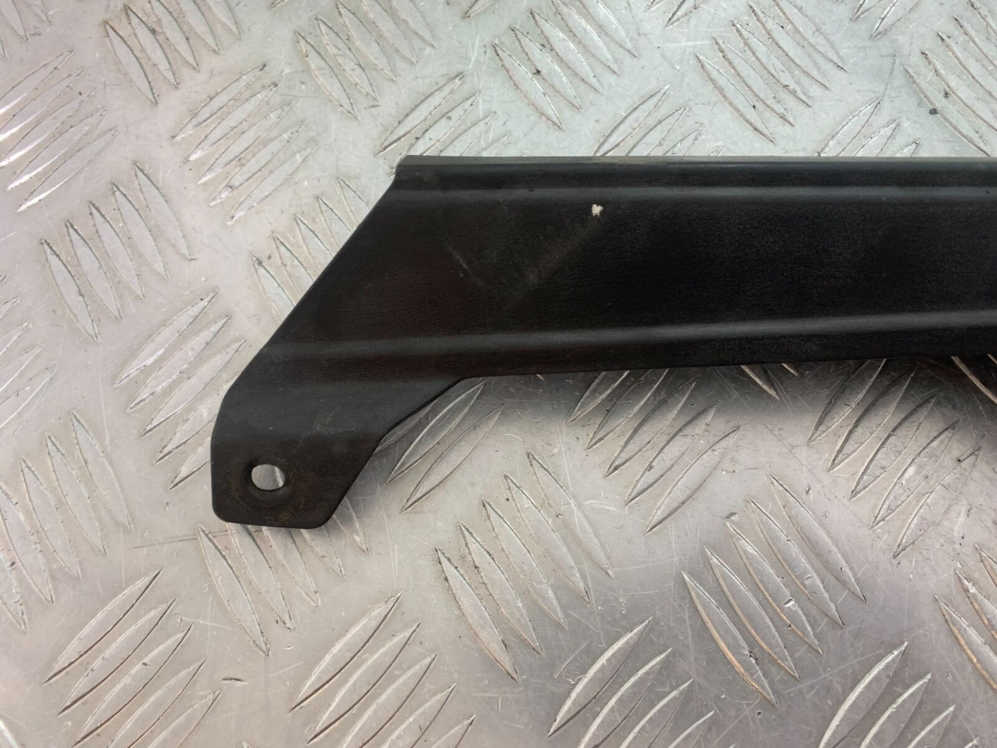 SUZUKI DL 650 V-STROM CHAIN GUARD   YEAR 2020 (CMB1117)