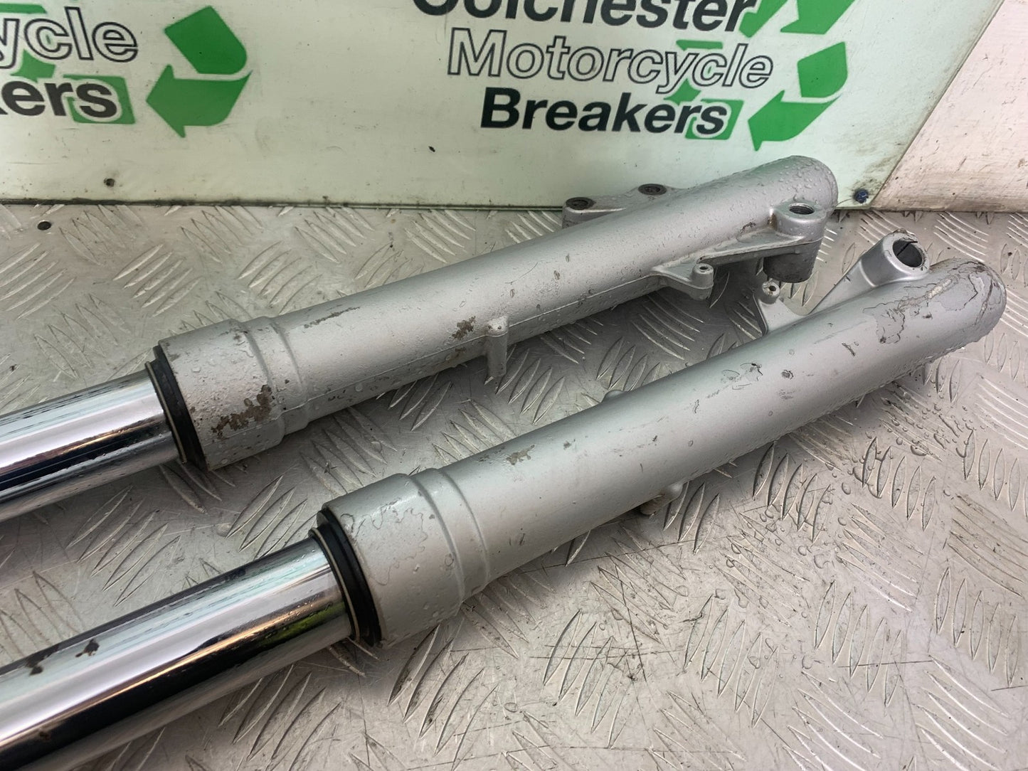 APRILIA 650 PAGASO STRADA FORKS   YEAR 2005-2010 (CMB1260)