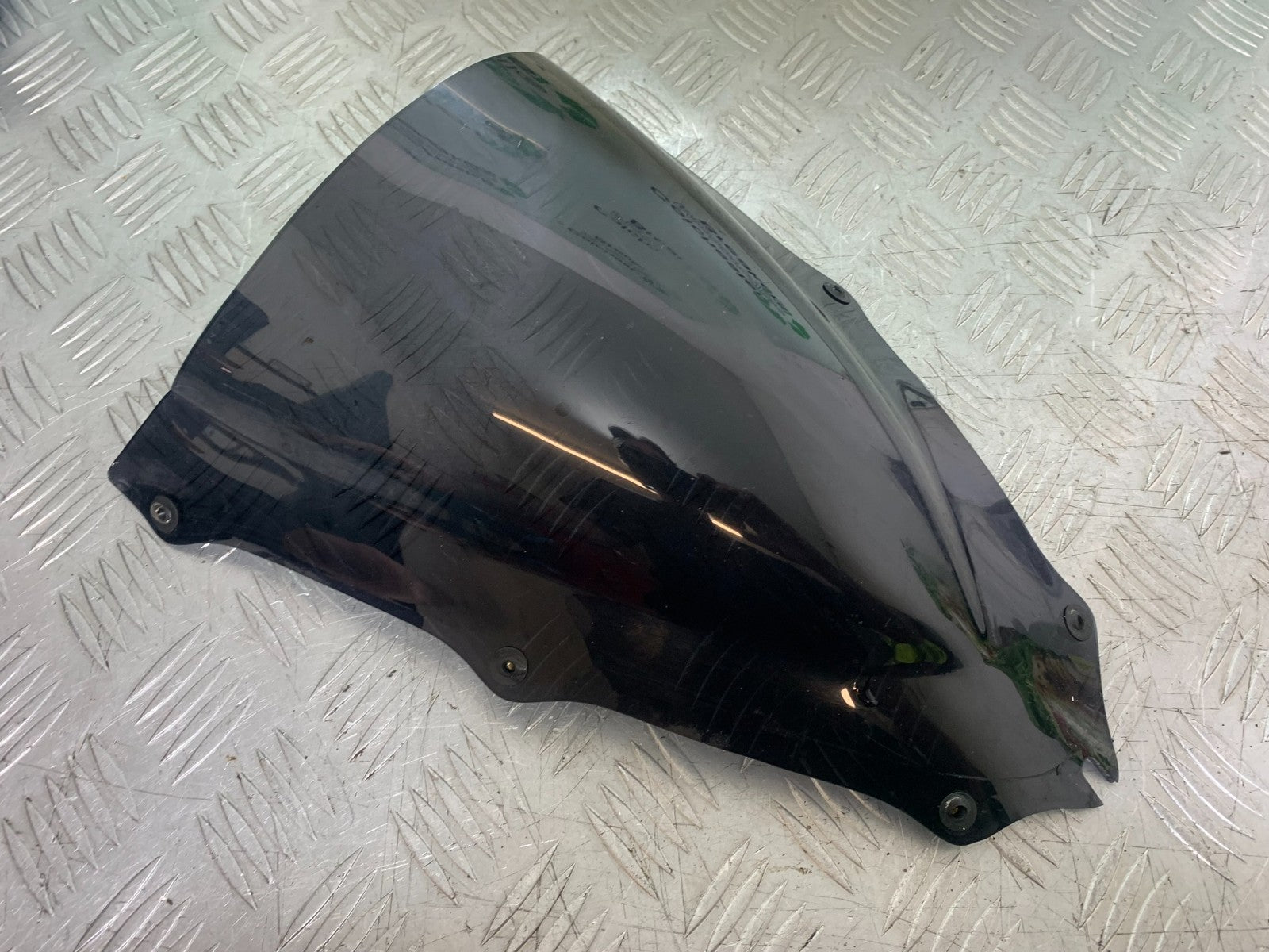 YAMAHA YZF R1 4XV SCREEN   YEAR 1998-99 (CMB1291)