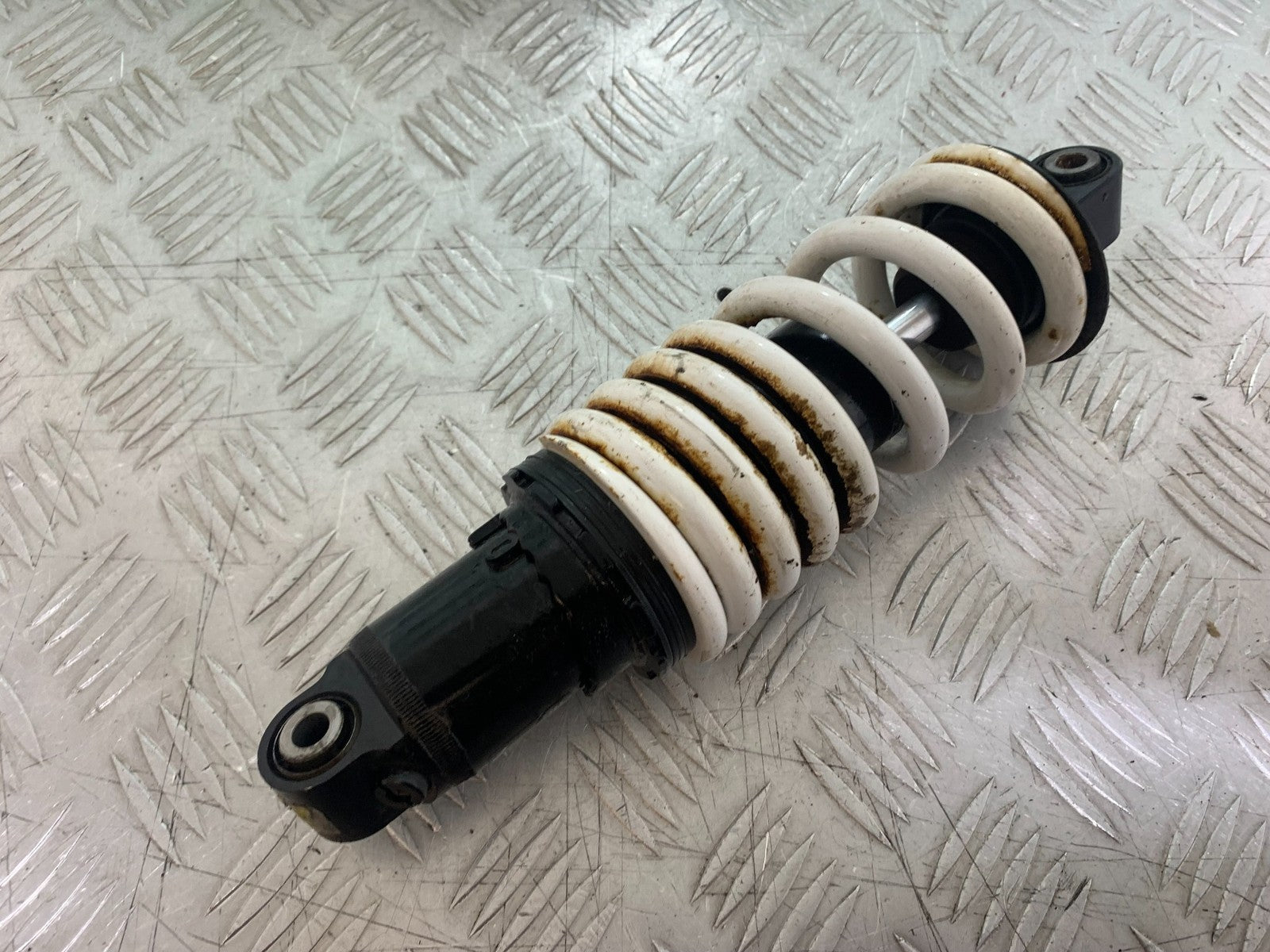 KTM DUKE 125 REAR SHOCK YEAR 2017-2022 (CMB1222)
