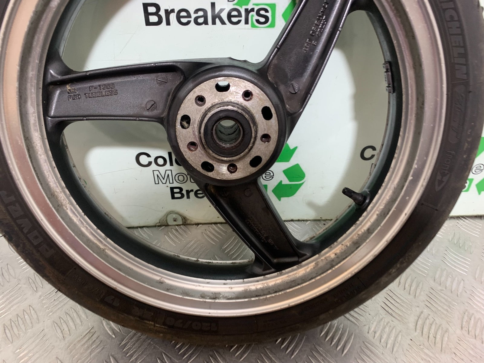 KAWASAKI ZZR1100 D FRONT WHEEL  YEAR 1993-2001 (CMB1189)