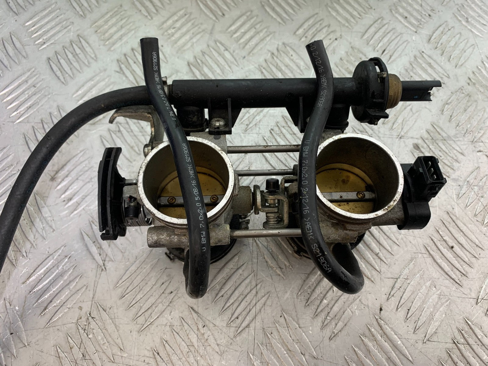 BMW F800 GT THROTTLE BODIES  YEAR 2013-2017 (CMB1248)