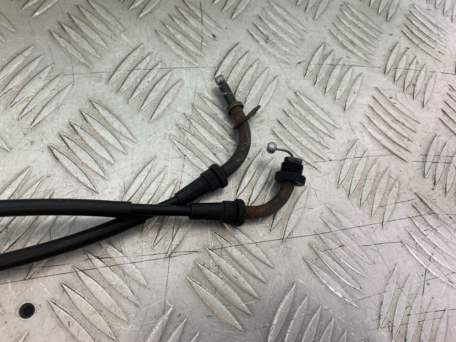 SUZUKI SV650 SV 650 mk1 THROTTLE CABLES   YEAR 1999-2002 (CMB1208)