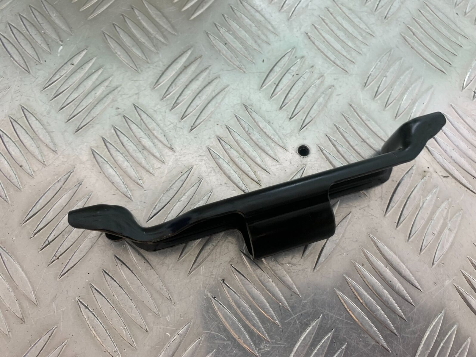 KAWASAKI Z1000 Z 1000 SX PETROL TANK BRACKET YEAR 2011-13 (CMB1000)