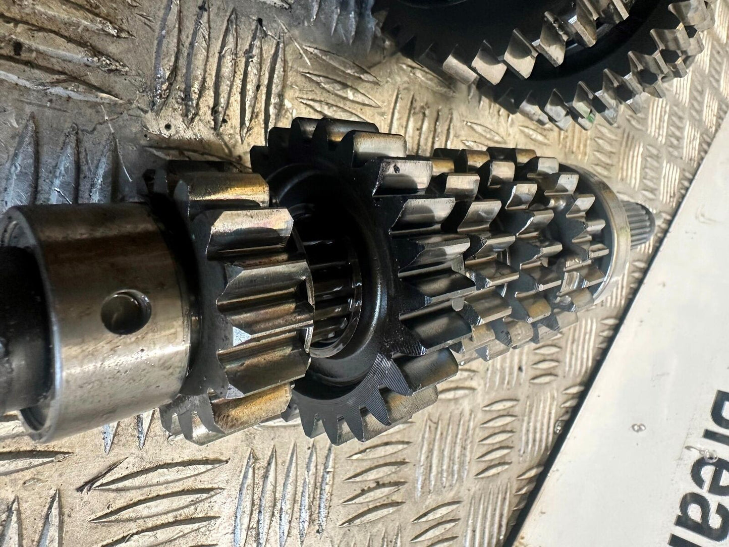 HONDA CBR1100 XX BLACKBIRD GEARBOX YEAR 1996-1998 (CMB1017)
