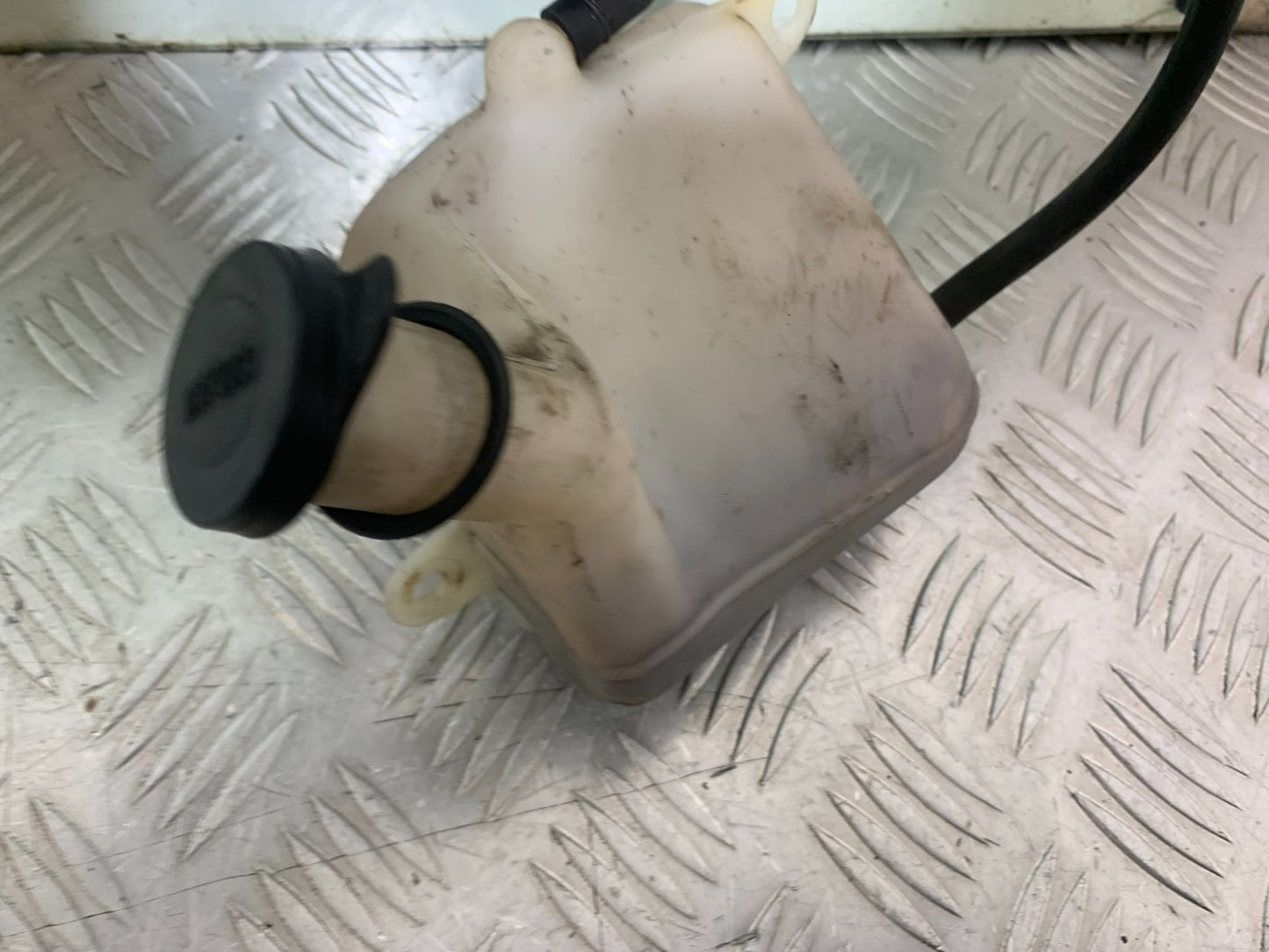 HONDA NTV 600 REVERE COOLANT BOTTLE YEAR 1988-1996  (CMB1281)