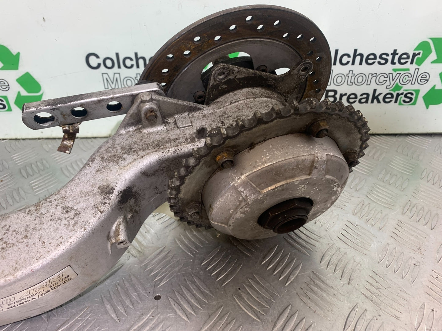 HONDA VFR750 VFR 750 SWINGARM   YEAR 1994-1997 (CMB1156)