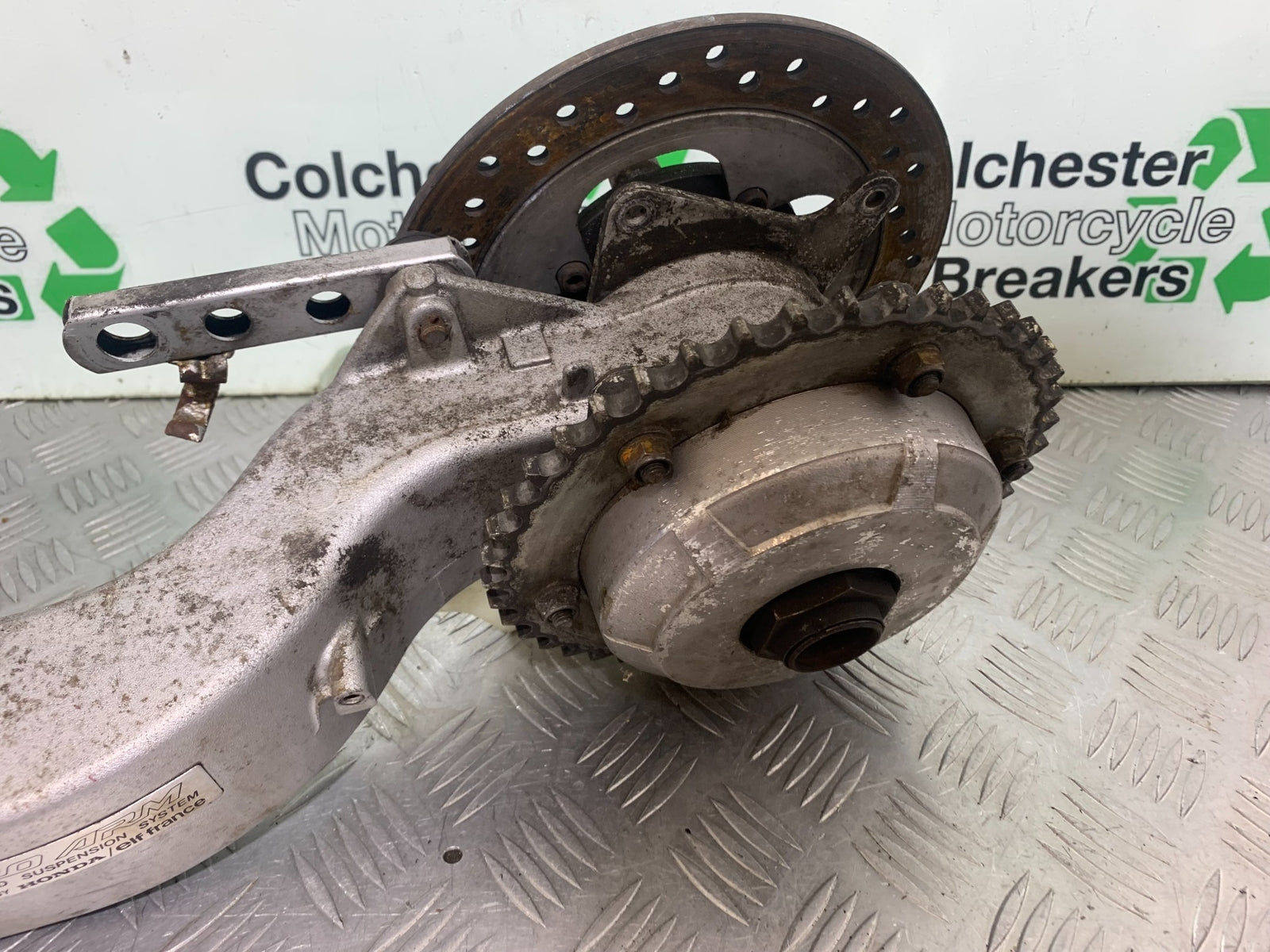 HONDA VFR750 VFR 750 SWINGARM   YEAR 1994-1997 (CMB1156)