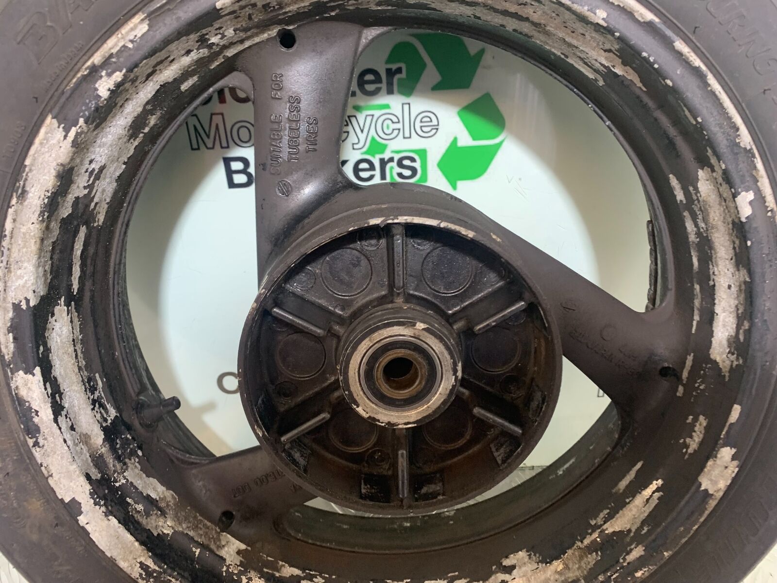 YAMAHA YZF600 YZF 600 THUNDERCAT REAR WHEEL  1996-2003 CMB1134)