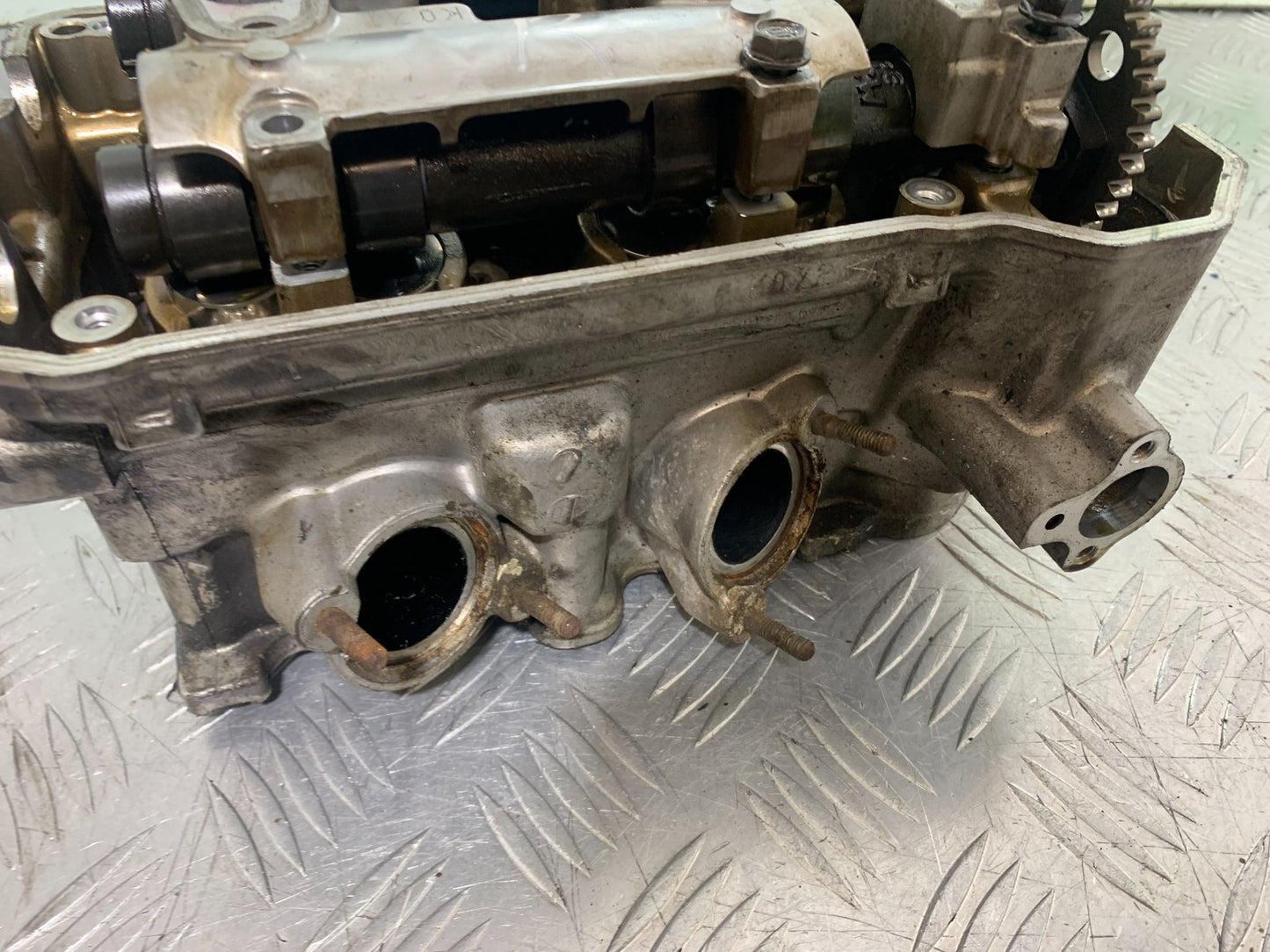 HONDA VFR800 PRE V-TEC REAR CYLINDER HEAD  YEAR 1998-2001
