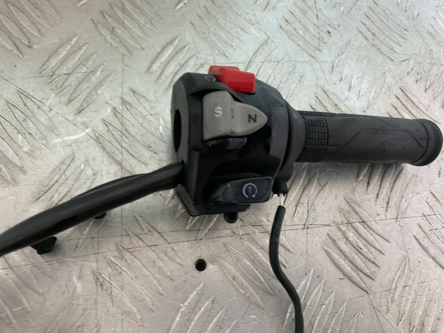 HONDA NC750 NC 750 X RIGHT SWITCH GEAR  YEAR 2019 (CMB1223)