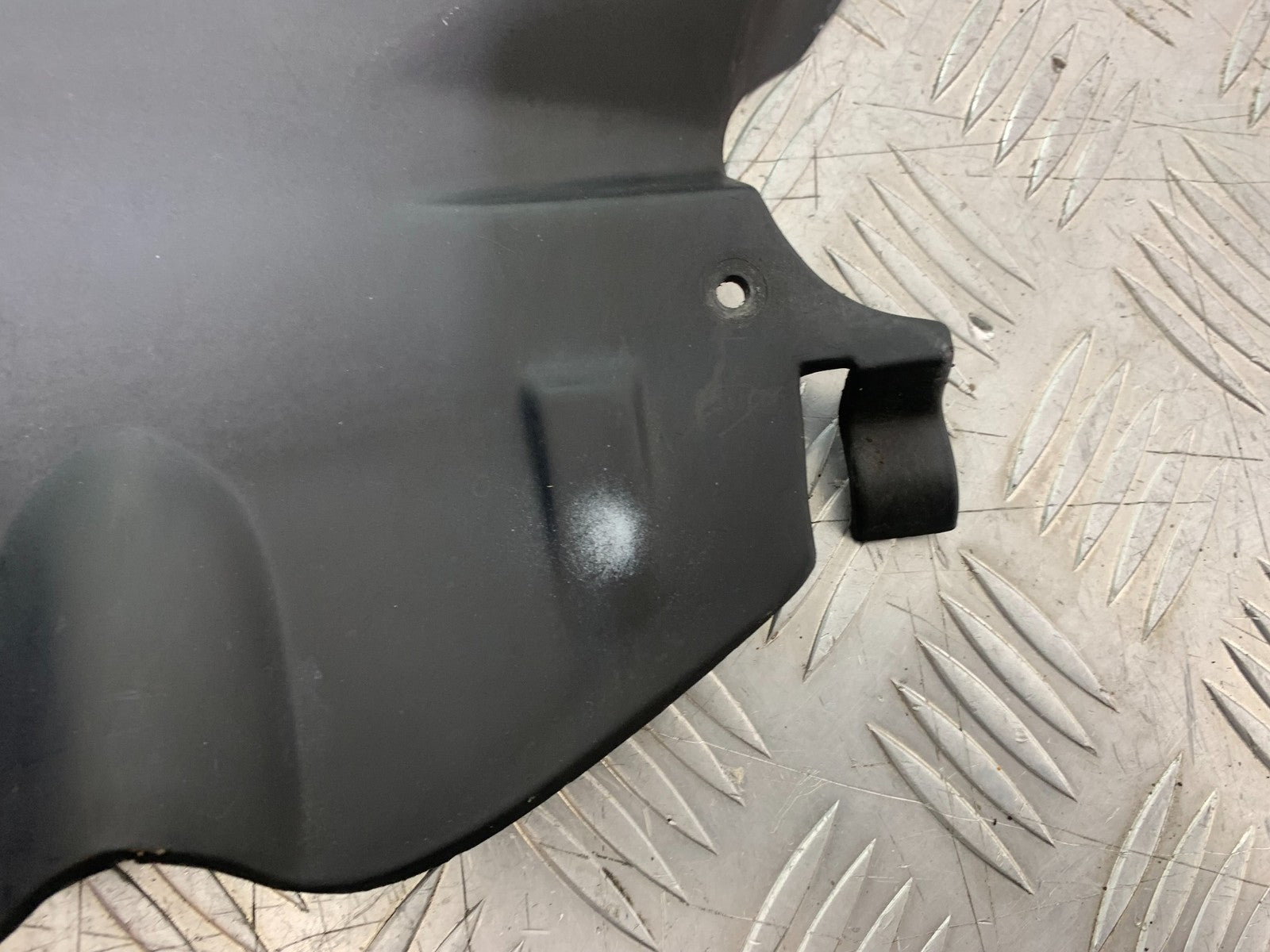 APRILIA RSV1000 RSV 1000 MILLE LOWER FAIRING INFILL PANEL  1998- 2003 (CMB1184)