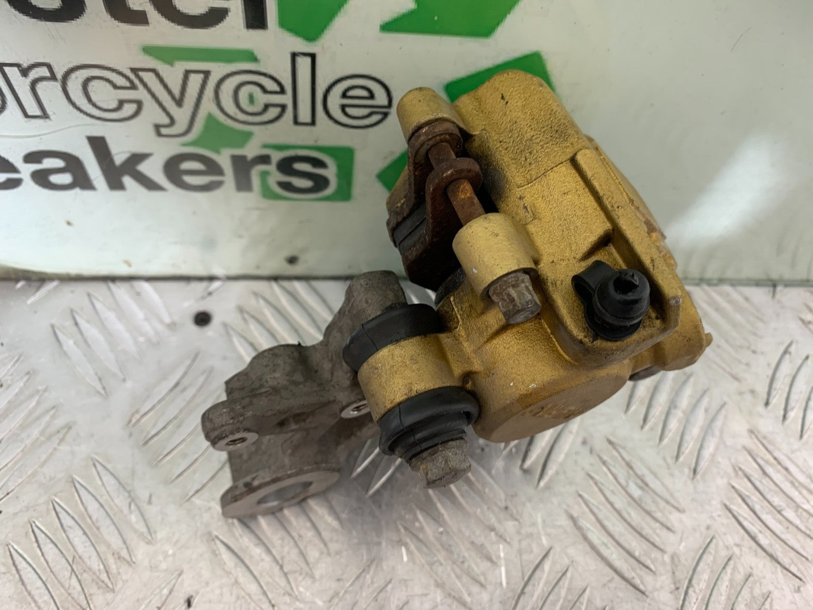 HONDA CBF600 CBF 600 REAR BRAKE CALIPER  YEAR 2004 -07 (CMB1247)