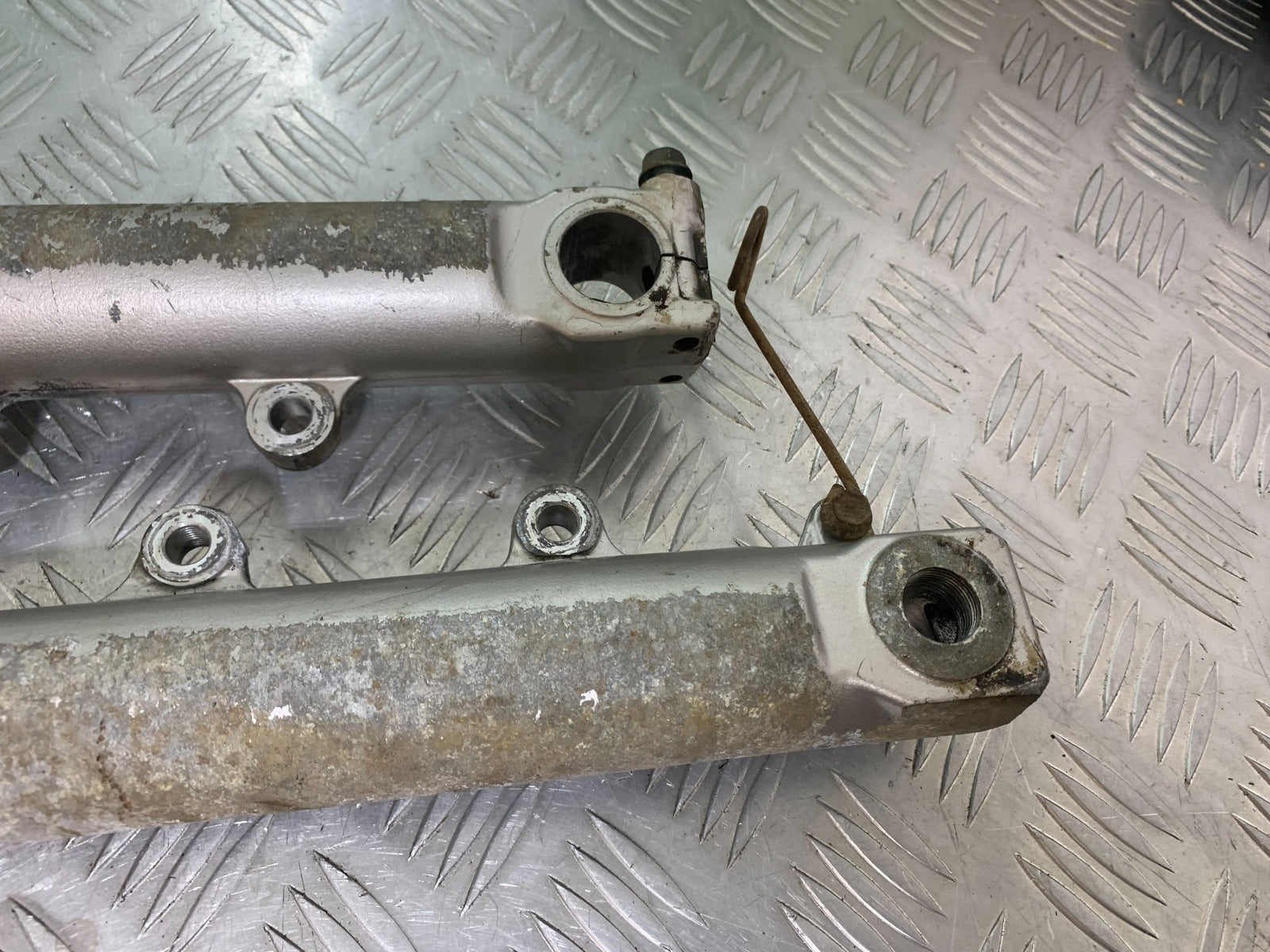 SUZUKI GSF1200  GSF 1200 BANDIT FORKS  YEAR 1997-2000 (CMB1149)