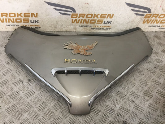 HONDA GL1800 GL 1800 TOP FAIRING PANEL YEAR 2004-10 ABS (STOCK 890)