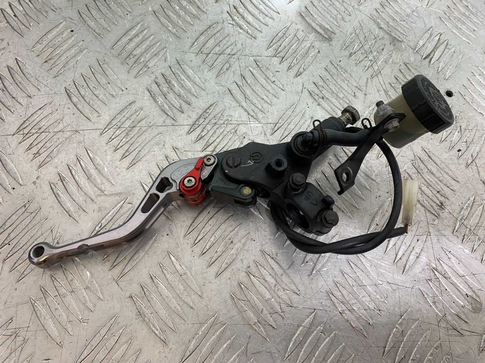 APRILIA RSV1000 RSV 1000 MILLE CLUTCH MASTER CYLINDER 1998- 2003 (CMB1184)