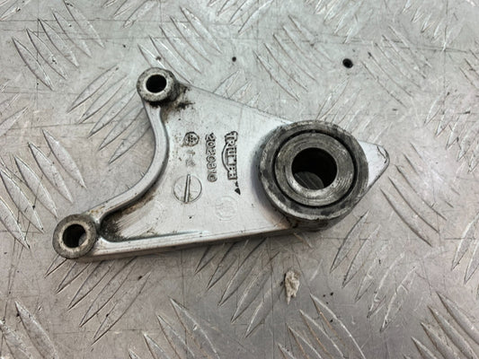 TRIUMPH TROPHY 900 REAR CALIPER BRACKET YEAR 1991-95 (CMB1251)