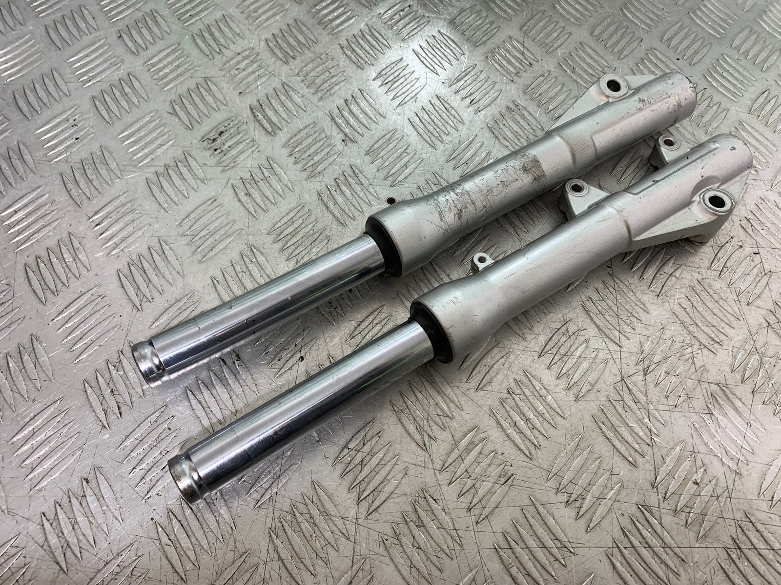 HONDA NSC110 VISION FORKS   YEAR 2017-2020 (CMB1249)