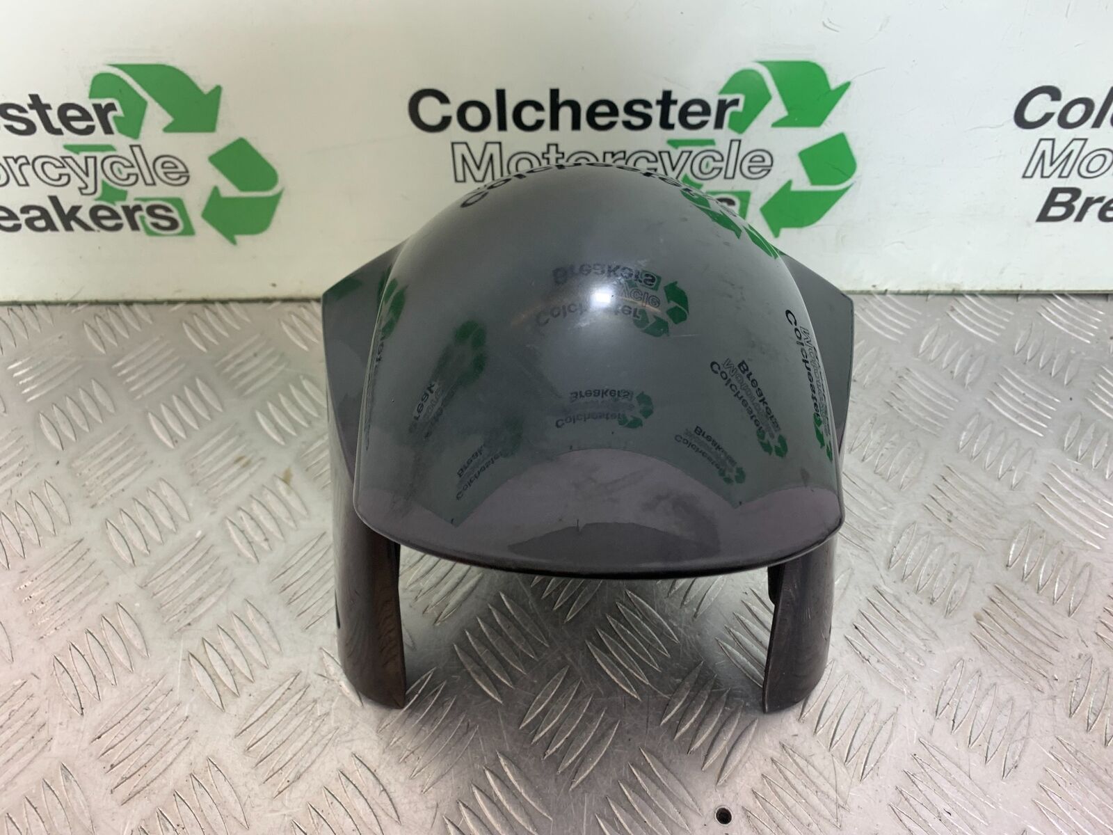 KAWASAKI Z750 Z 750 FRONT MUDGUARD  YEAR 2004-2006  (CMB1104)