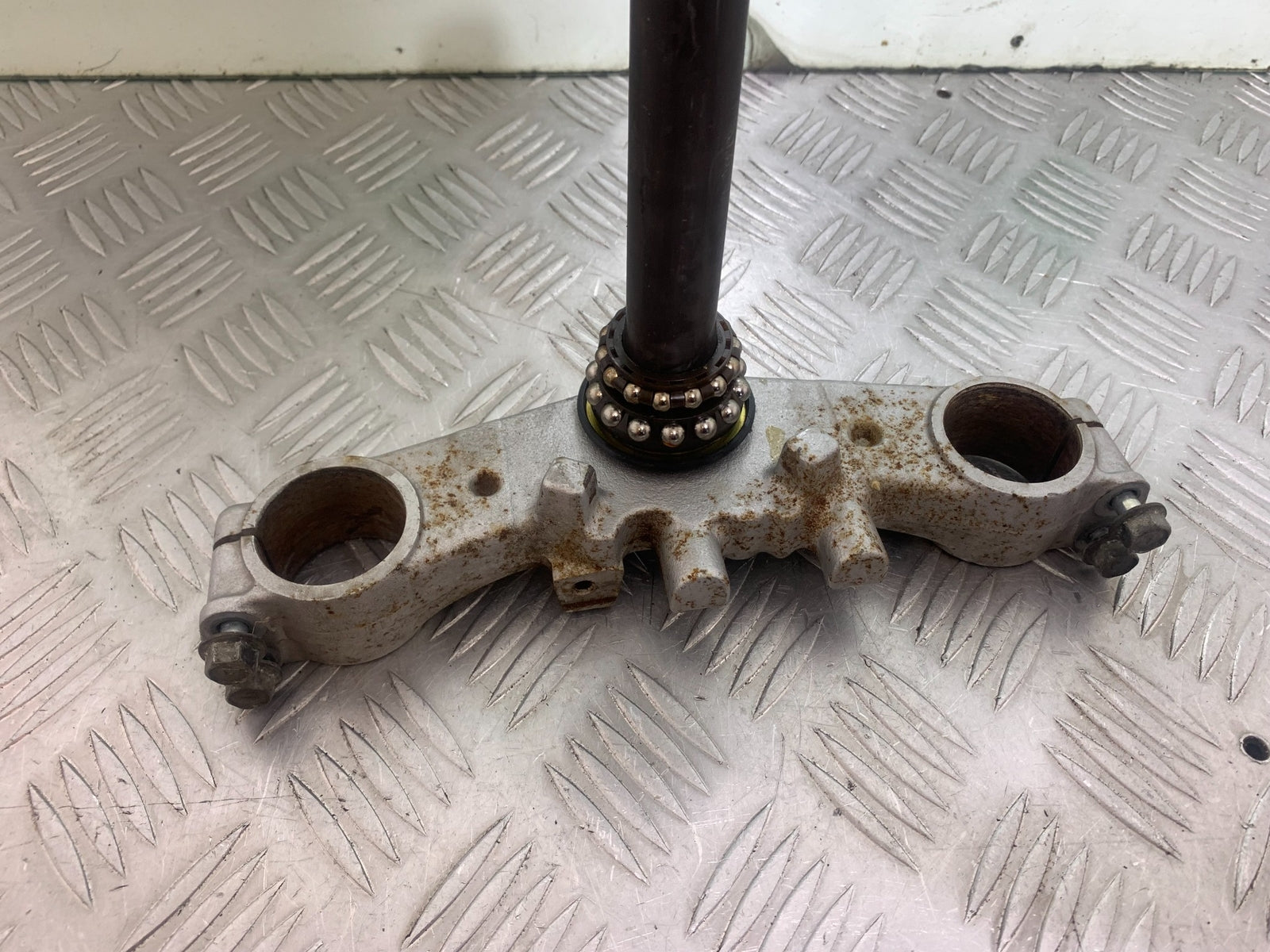 SUZUKI SV650 SV 650 mk1 BOTTOM YOKE   YEAR 1999-2002 (CMB1160)