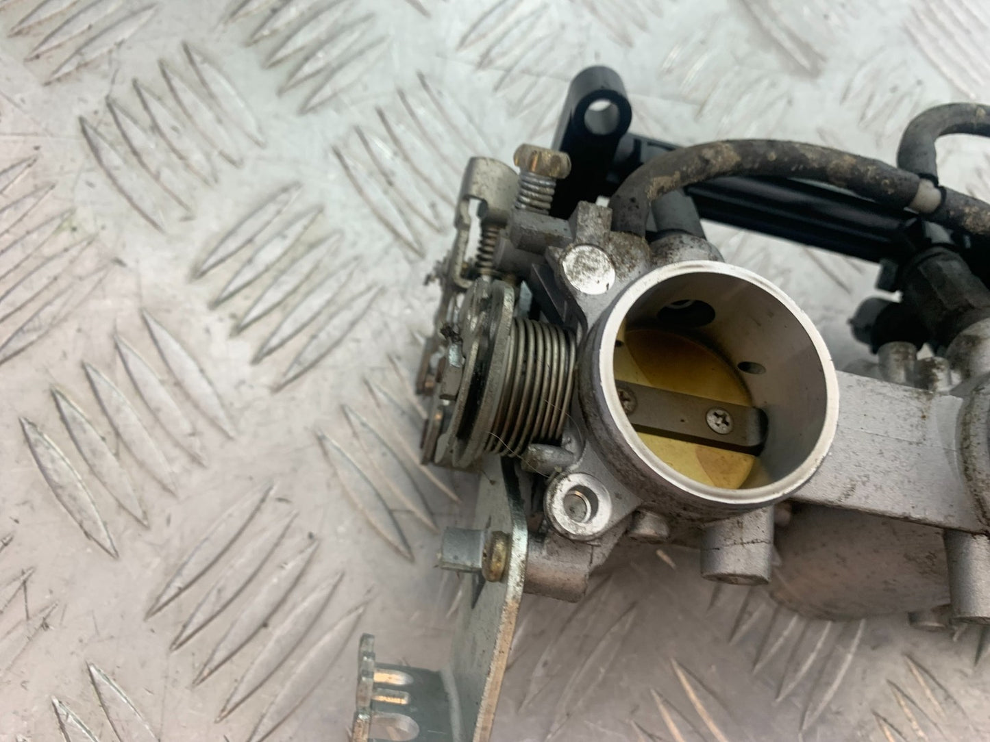 SUZUKI GSR600 GSR 600 THROTTLE BODIES    2006-2010 (CMB1177)