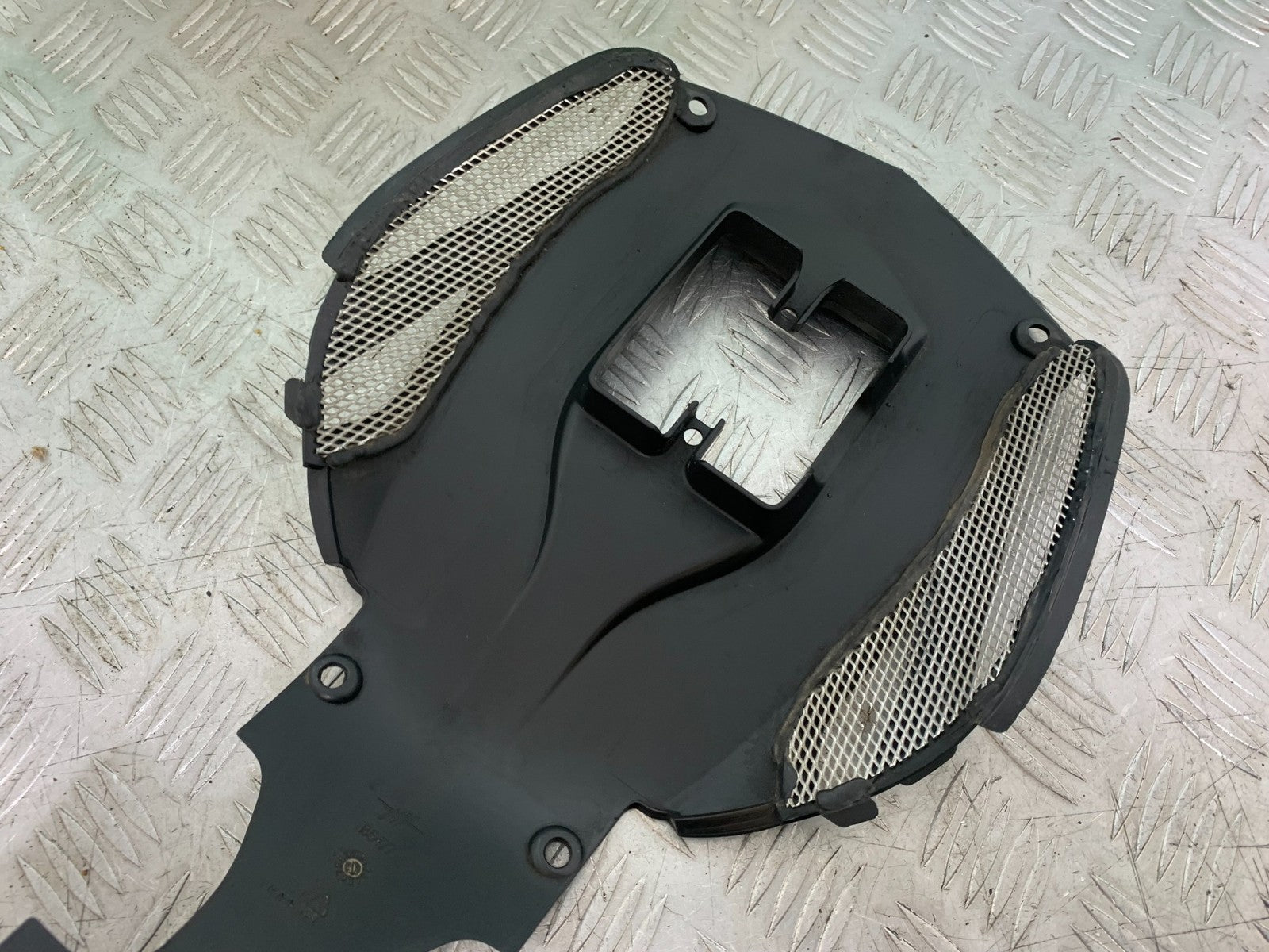 MV AGUSTA 800 F3 UNDERTRAY  YEAR 2017-2019 (CMB1227)